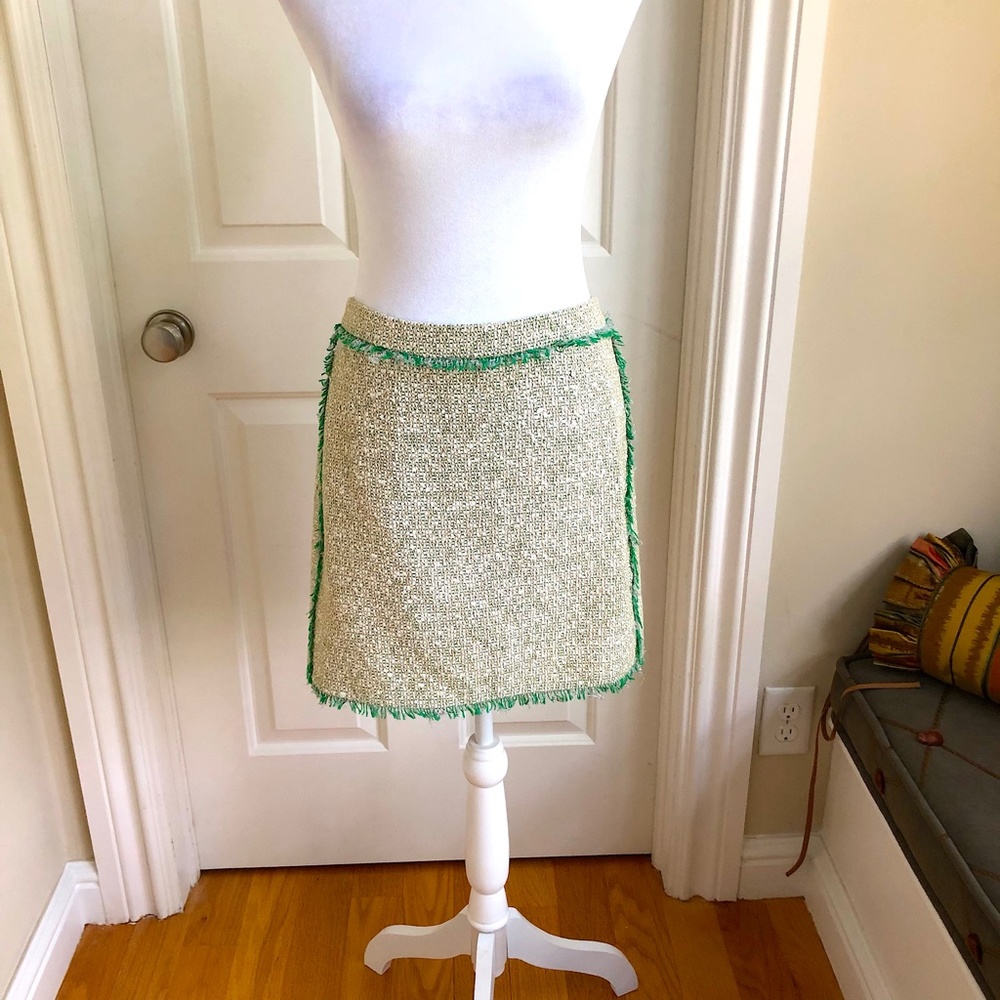 J. Crew Green Wool Blend Tweed Short Skirt w Silver Metallic Thread & Fringe (8)